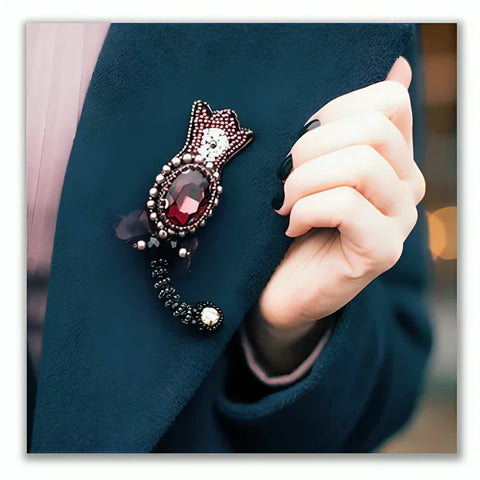 Brooches & Pins